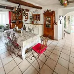 Hébergement de vacances Maison Piscine A
